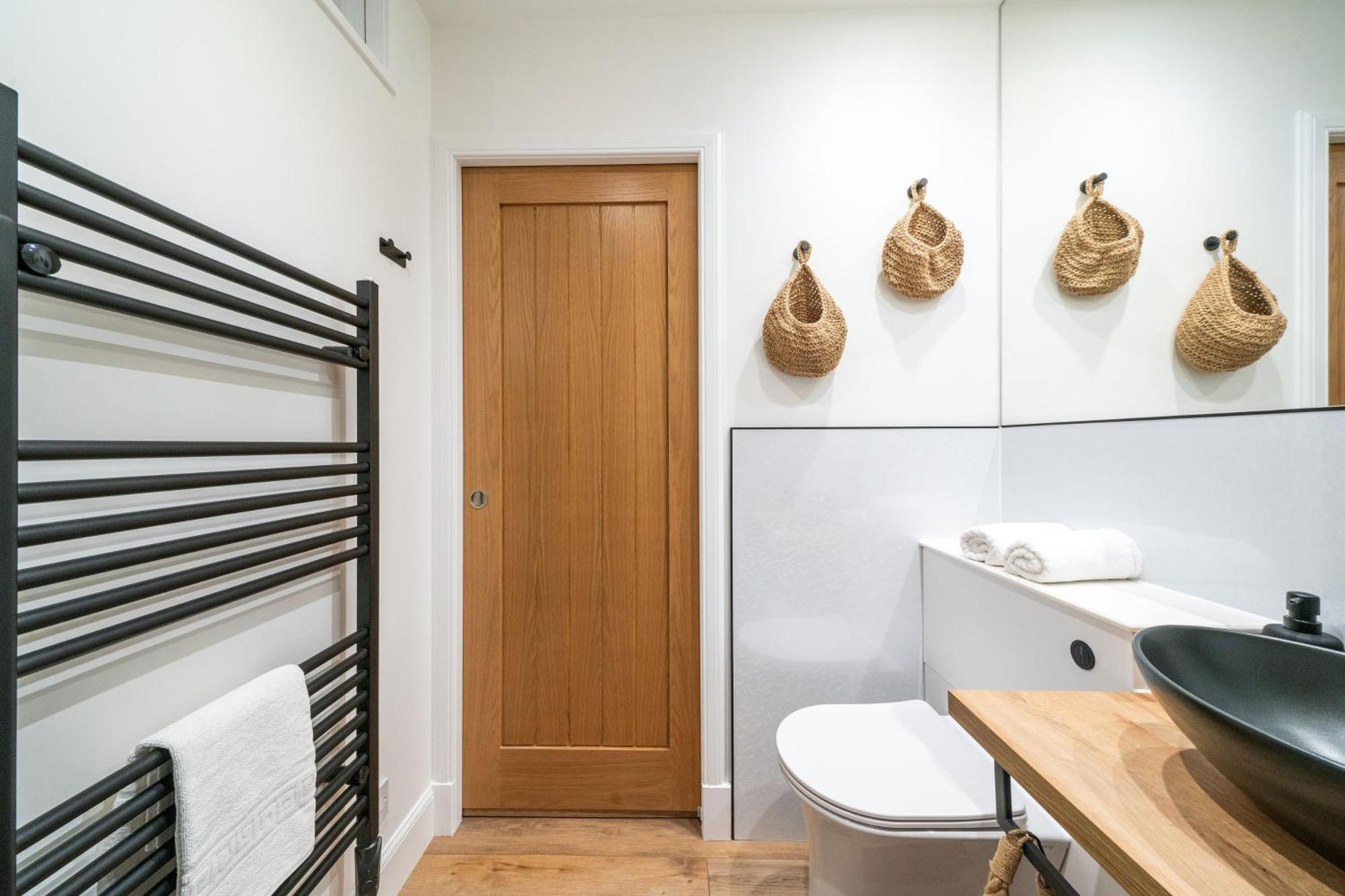 Appartamento Grange8 Luxury Snug & Courtyard In Blairgowrie Blairgowrie and Rattray Esterno foto