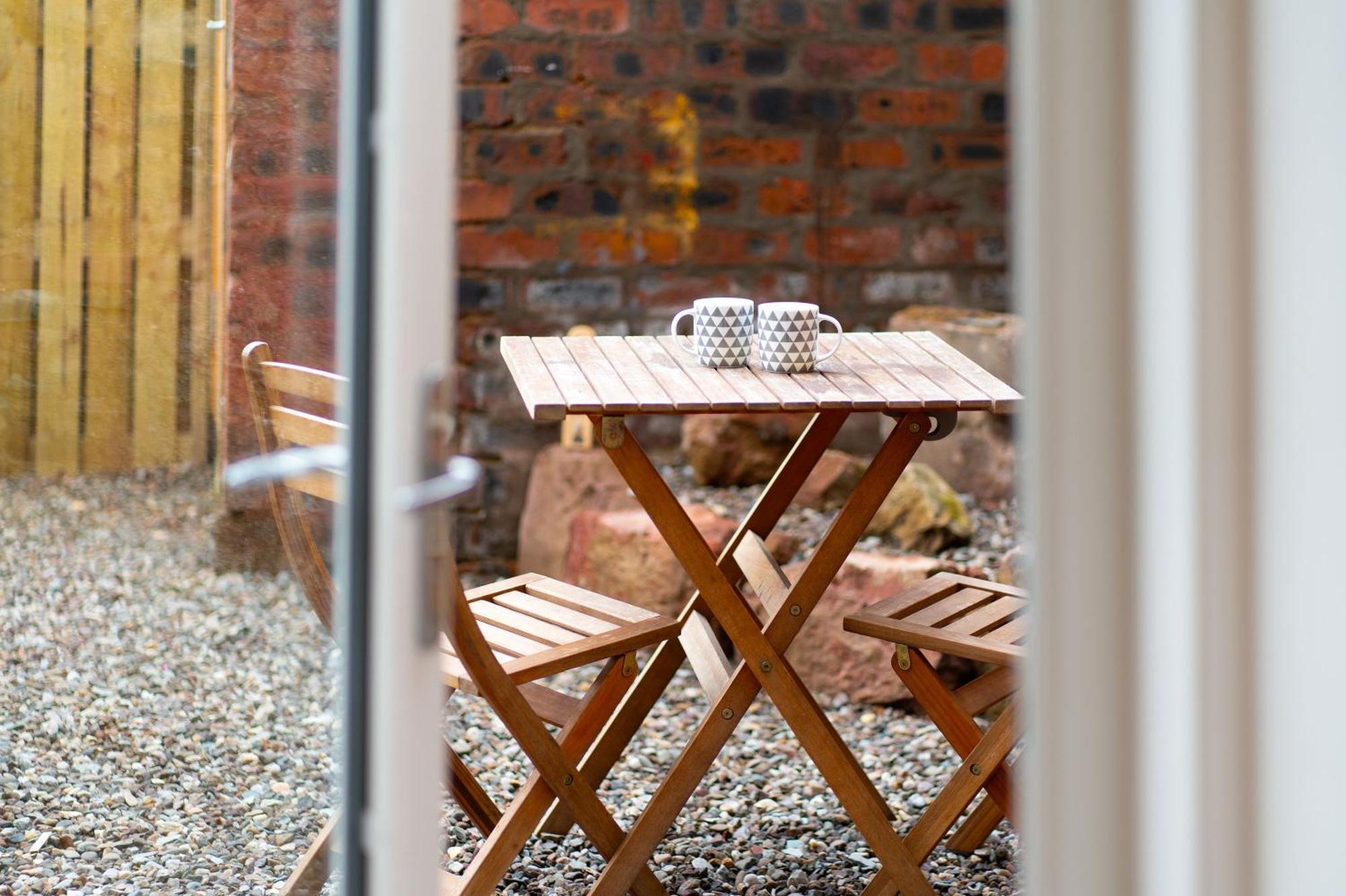 Appartamento Grange8 Luxury Snug & Courtyard In Blairgowrie Blairgowrie and Rattray Esterno foto